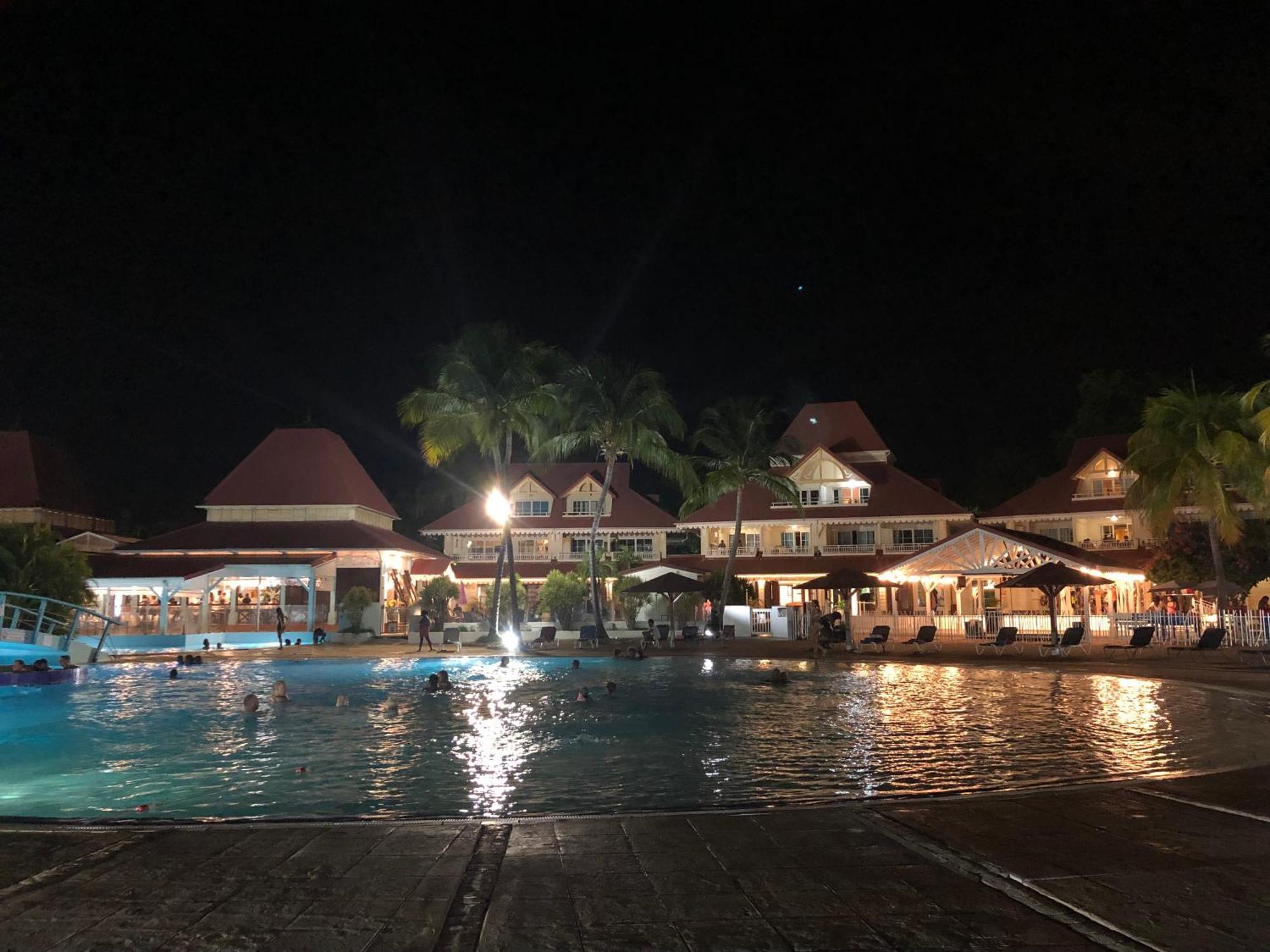 Ti Kaz Funky Host -T3 Vue Mer Premium 3 Etoiles - Village Vacances Sainte Anne Guadeloupe Exteriér fotografie